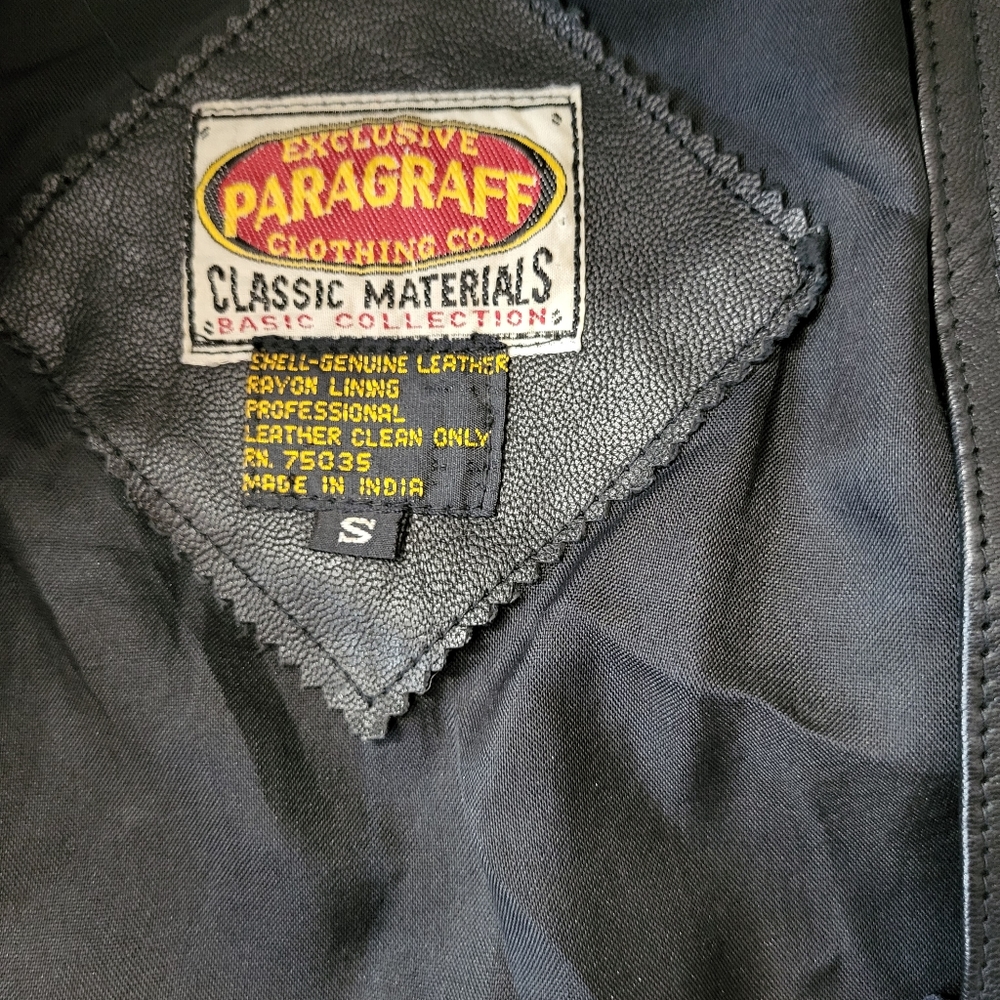 Paragraff Vest